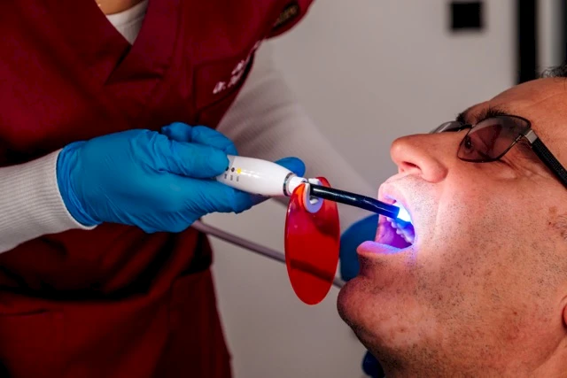 Zirkonyum Diş Kaplaması Nedir?